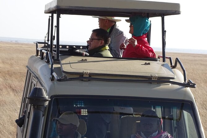3 days group joining safari to Maasai Mara with a Land Cruiser Jeep - The return drive and optional Maasai village visit