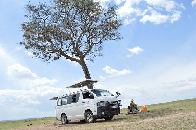 3-Days Maasai Mara Camping Safari on 4x4 Land Cruiser Jeep - Why the small group and vehicle matter