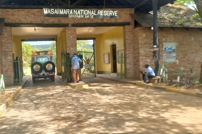 3 Days Masai Mara Experience - The Maasai cultural village on the return trip
