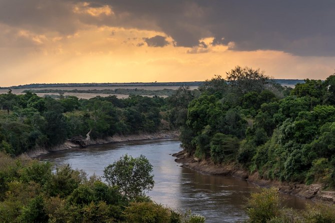 3 nights exclusive Masai Mara safari - Day four: Breakfast and the return to Nairobi