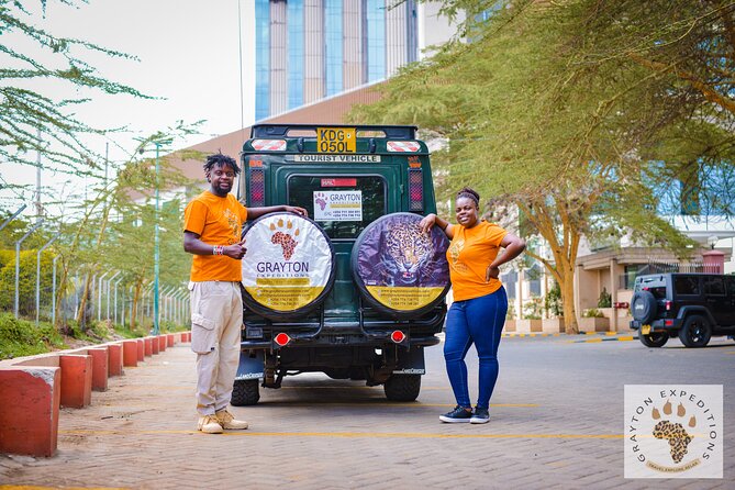 4 Days Masai Mara/Lake Nakuru Budget Safari - The guide and group setup