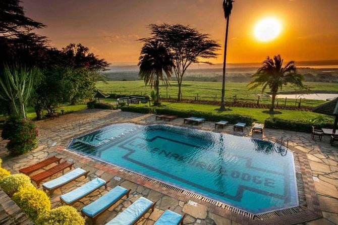 4 Days Masai Mara & Lake Nakuru Lodge Safari - Private touring and the role of your guide