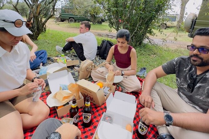 5 Days Getaway adventure to Masai Mara,L.Nakuru and L.Naivasha - Day 1: Nairobi to Masai Mara by way of the Rift Valley