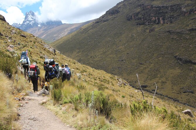 5 Days Mount Kenya Climbing Via Chogoria Sirimone Route - Day 4: Point Lenana before sunrise