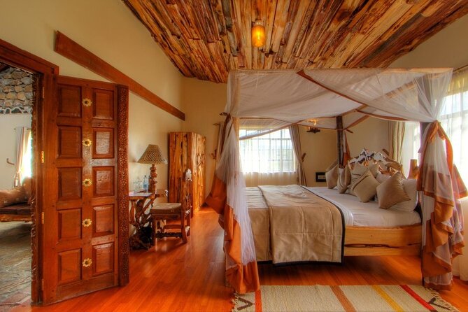 7 Days Private 4 star lodges Safari by LandCruiser from Nairobi - Day 5: The long run to Amboseli