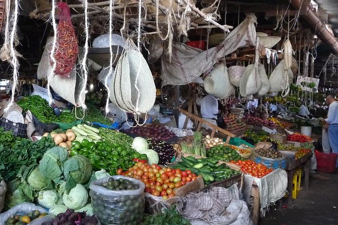 City Tour/Feel Like a local for a moment - Lunch, street food, and the taste of Nairobi