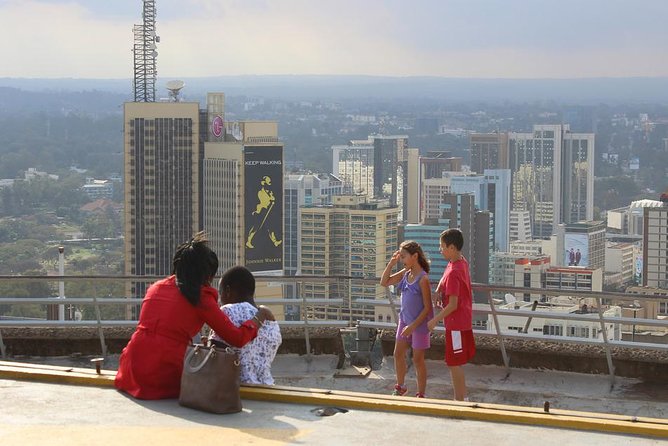 Day tour at the Nairobi city center - Finishing above the city at KICC