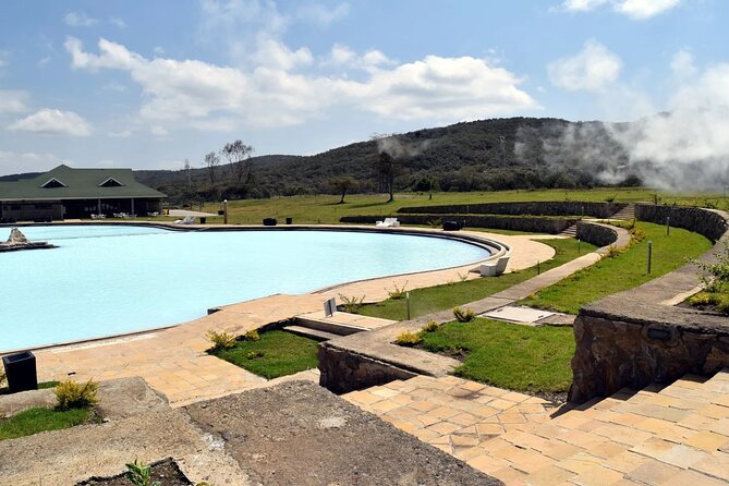 Day Tour to Lake Naivasha, Hell's Gate and Spa - Crescent Island and the Shift Toward Hell’s Gate