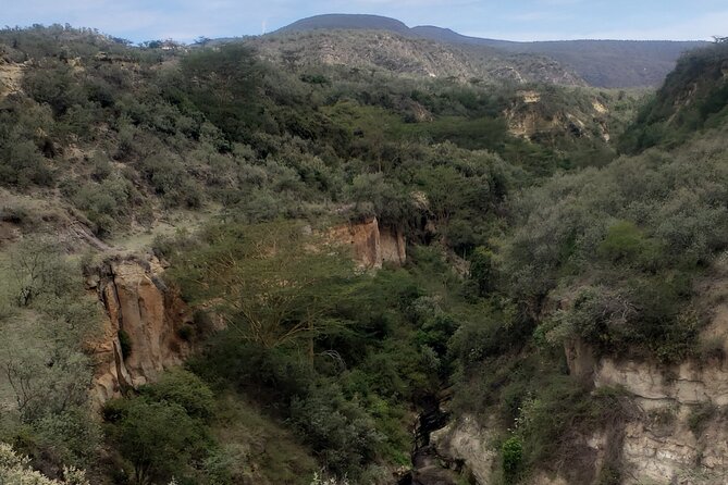 Day trip to Hells Gate National Park with boat ride on Lake Naivasha - The 7:00 am pickup and Great Rift Valley stop