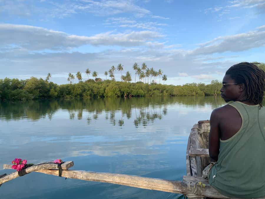 Diani: Sunset Canoe Tour along the River with Mangroves - A quiet side of Diani at Kongo Mosque