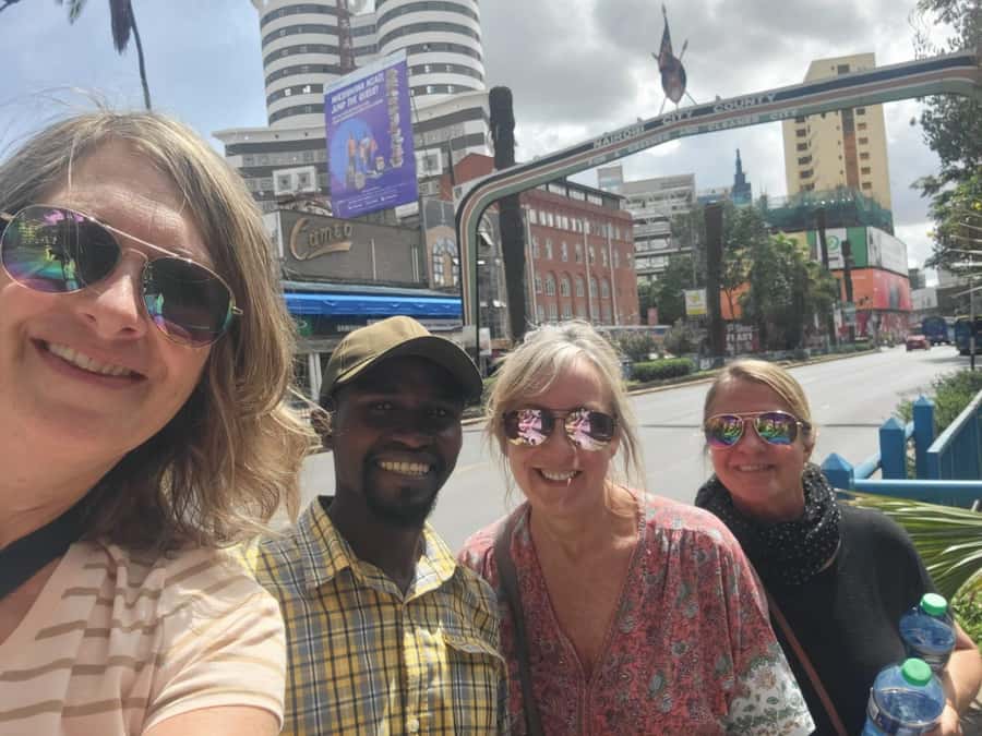 Elephant Orphanage Trust, Giraffes & Bomas of Kenya Day Tour - Who should choose this Nairobi tour?
