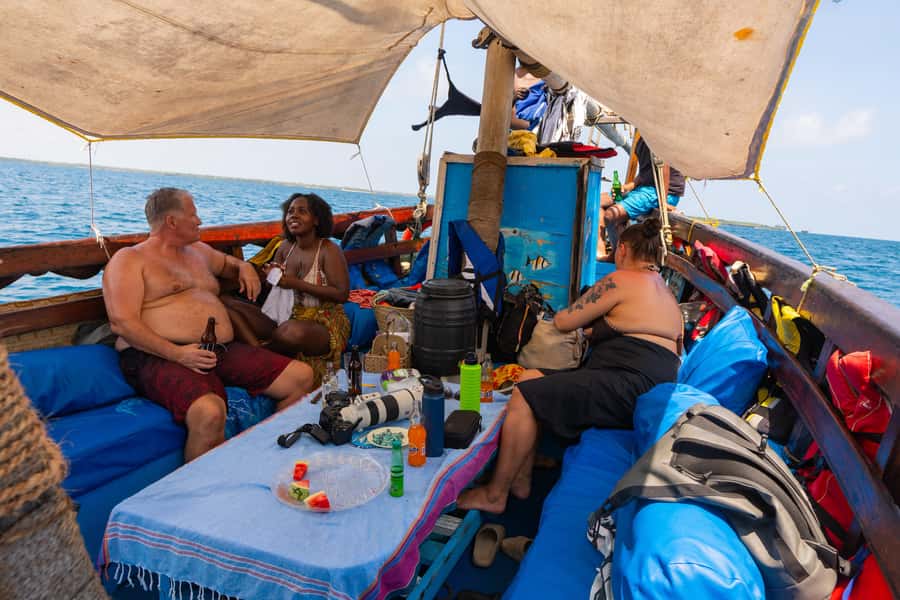 From Mombasa: Kisite Mpunguti Marine Park and Wasini Island - Shimoni Slave Caves in 20 to 30 minutes