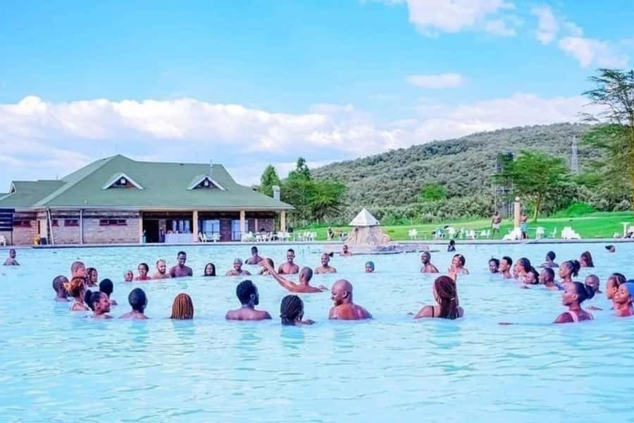 From Nairobi: Day Trip to Lake Naivasha and Hell's Gate - What this Nairobi day trip is really offering