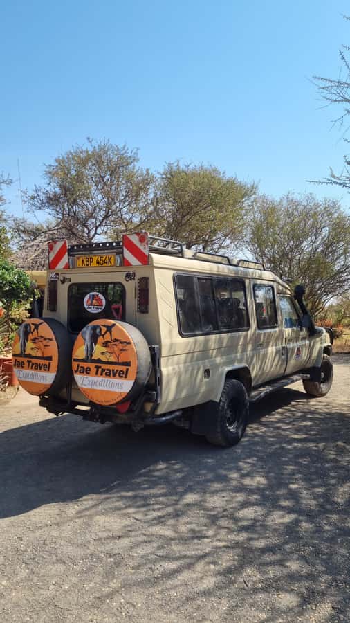 From Nairobi: Maasai Mara 1-Day Safari: AW, Lunch & Pickup - Entering Maasai Mara National Reserve