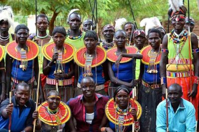 Giraffe Centre, Elephant Orphanage, and Bomas of Kenya Day Tour from Nairobi