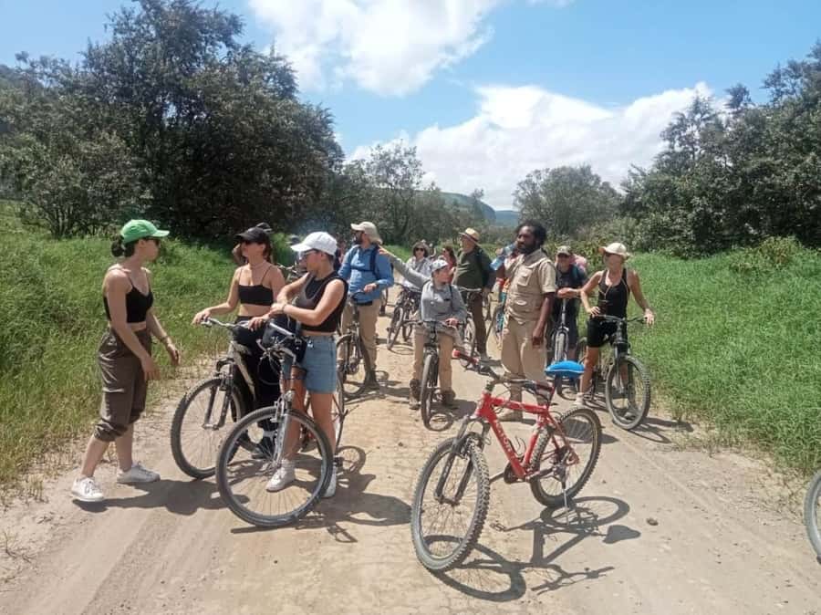 Group joining day tour to Hell's Gate and Lake Naivasha - The long ride back to Nairobi