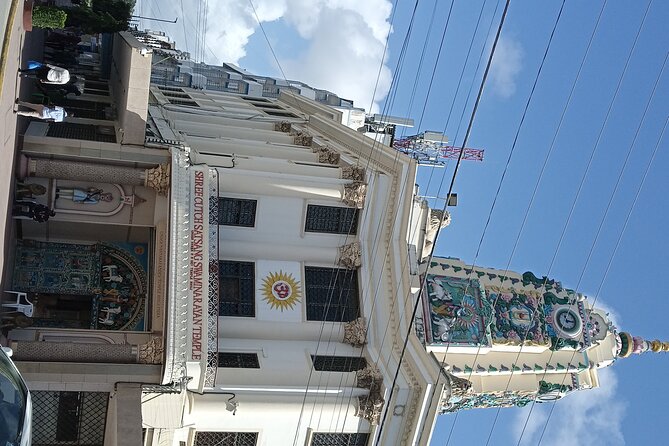 Half day city tour of mombasa - Elephant Tusks and Uhuru Gardens