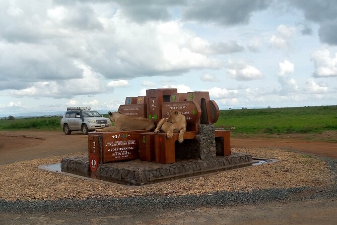 Half Day Morning or Afternoon Guided Tour : Nairobi National Park - The Real Cost: $115 Before Food