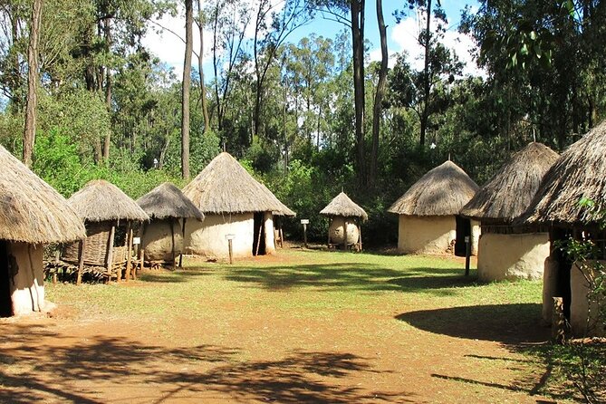 Half-day tour Bomas of Kenya with Pick-up - Who should book this Nairobi experience?