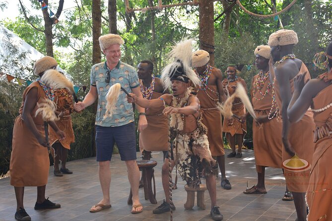 Half-day tour Bomas of Kenya with Pick-up - Getting to Bomas with private pickup
