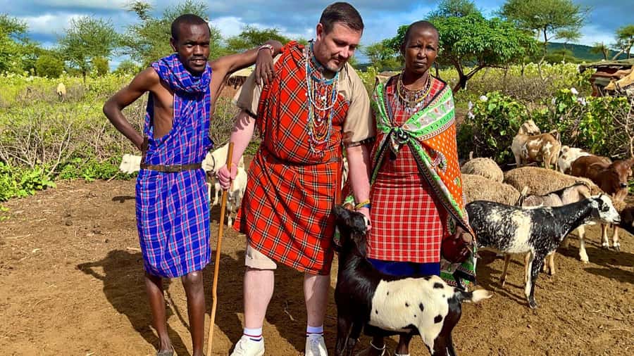 Kenya: Maasai Village Visit with Traditional Dance Show - What to pack for the two-hour village stop