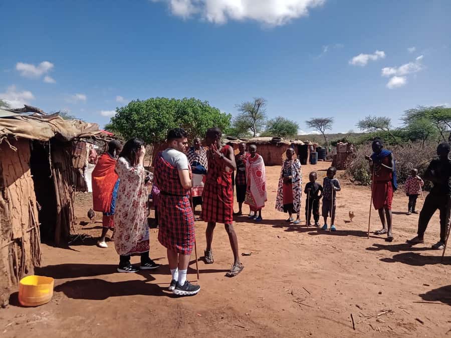 Kenya: Maasai Village Visit with Traditional Dance Show - The road from Nairobi: allow time for the journey