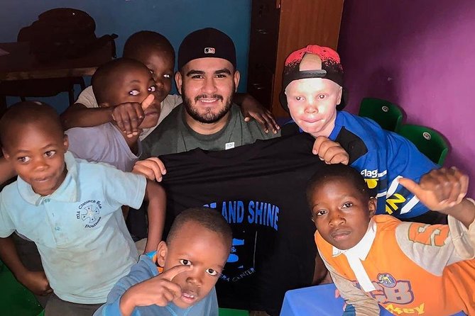 Kibera slum tour with Lucas - Meeting Lucas at Greenhouse Mall