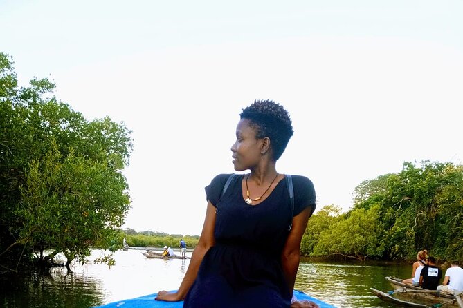 Kongo River Sunset Experience in Canoe - Sunset views where river and ocean meet