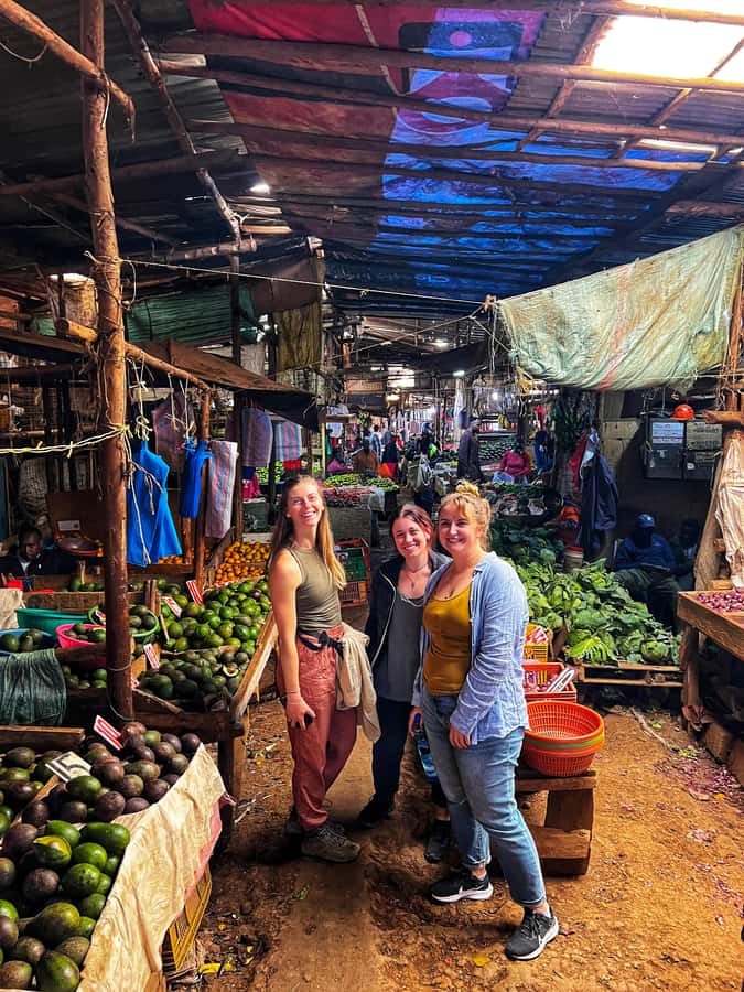 Local Market Tour and Traditional Meal Cooking Class - Timing, Group Size, and Practical Comfort