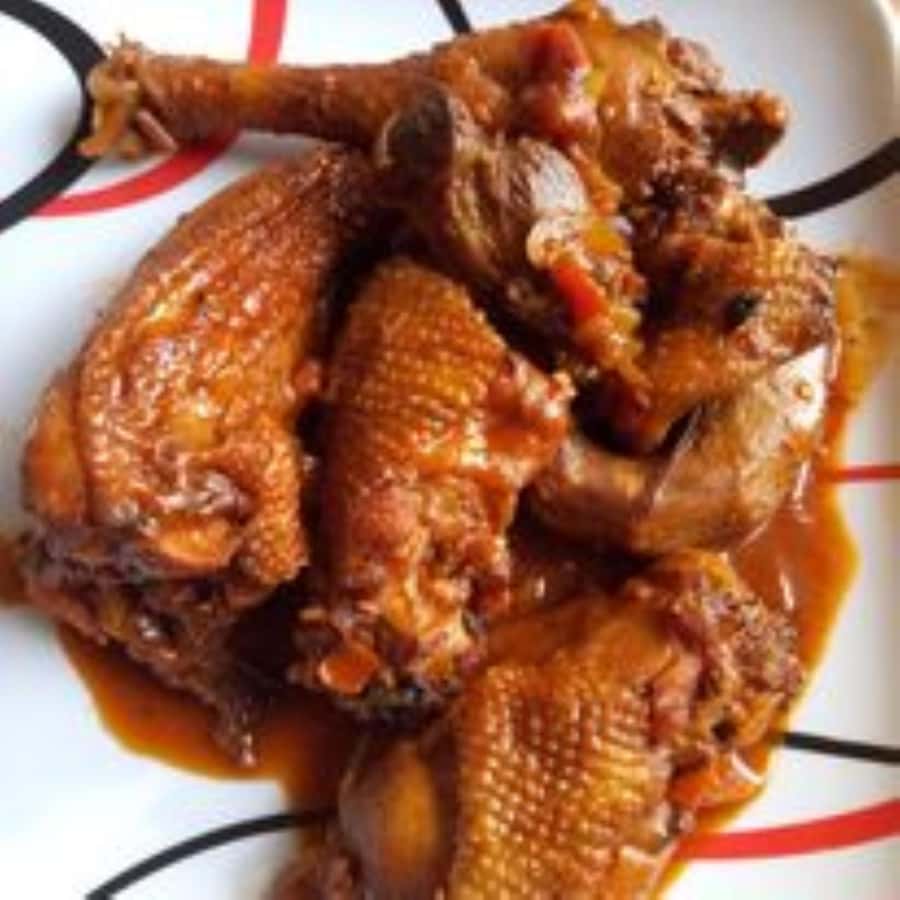 Market Tour and Traditional Kenyan Cooking Class in Nairobi - Starting at K Mall Komarock