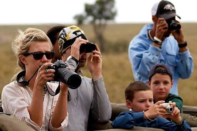 Masai Mara & Lake Nakuru Safari tour: 4-Day Kenya Adventure - Day 1: Nairobi to Maasai Mara by way of the Rift Valley