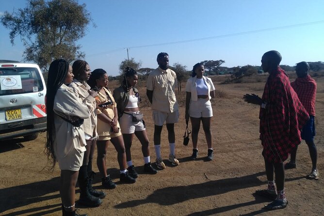 Masai village day tour. - Entering the village and seeing daily life