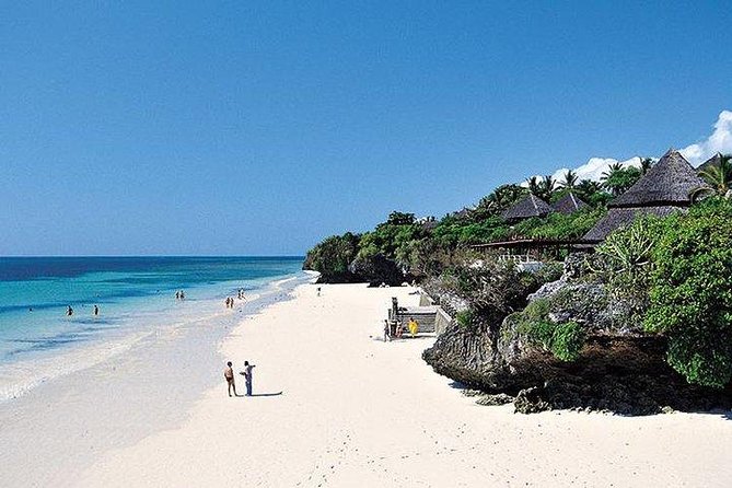 Mombasa city tour, Fort Jesus and Haller Park - Walking through Old Town and the fish market