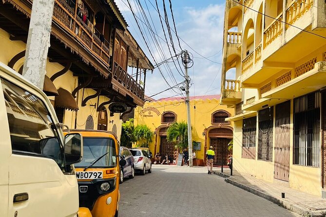 Mombasa City Tour - Fort Jesus, Old Town, Spice Town & Craft - Starting at Fort Jesus with Portuguese military history