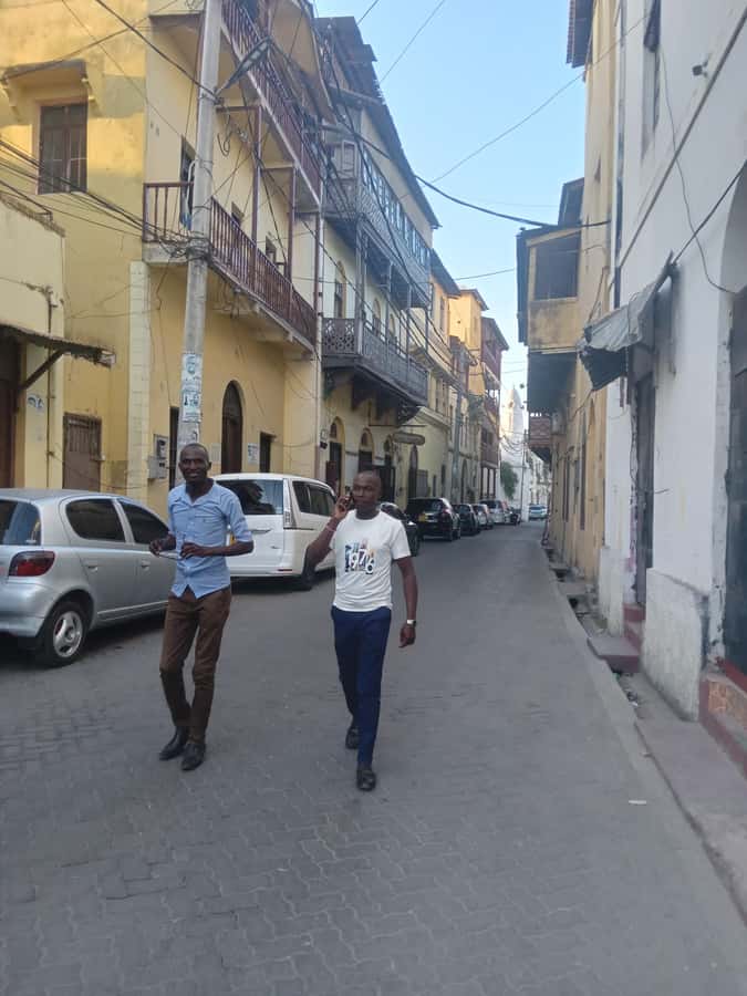 Mombasa City Tour,Fortjesus,Oldtown,Tusks and Spice Market. - A short stop at the spice market