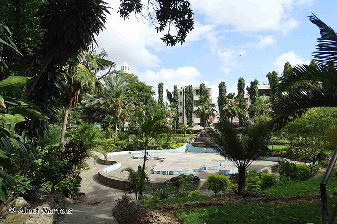 Mombasa Half Day City Tour - Tuk-tuks, matatus, and the city between the sights