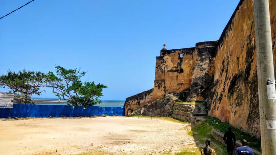 Mombasa: Private City Tour with Fort Jesus & Haller Park - The alternative: Akamba Handicraft