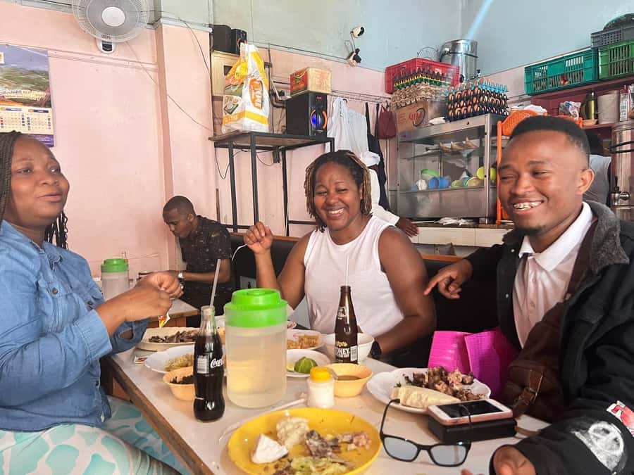 Nairobi: 1 Hour Gastronomic and Street Food tour of Nairobi - Twenty minutes of tasting local favorites