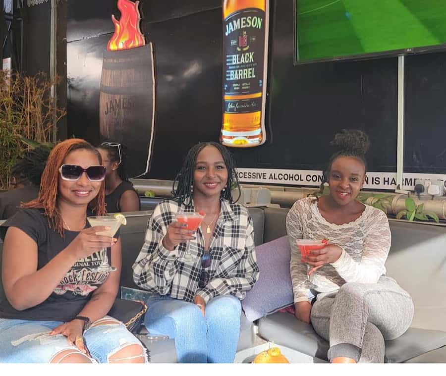 Nairobi bar crawl:Drink and Mingle - Westlands on foot, with several moods in one night