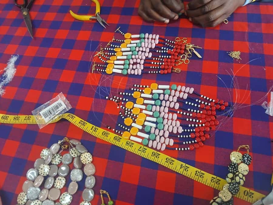 Nairobi: Beads Factory Tour with Pickup & Coffee - From Nairobi hotel pickup to the factory gate