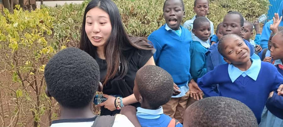 Nairobi: Chocolate City Kibera Slum Walking Tour - Toi Market and the home visit