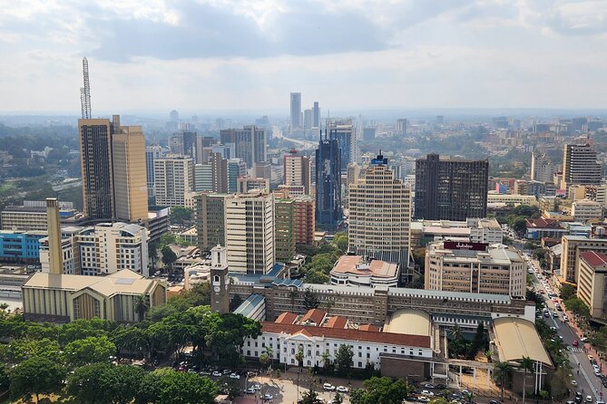 Nairobi city sights, Giraffe Encounters and Bomas Kenya Tour - Guides, transport, and the private format