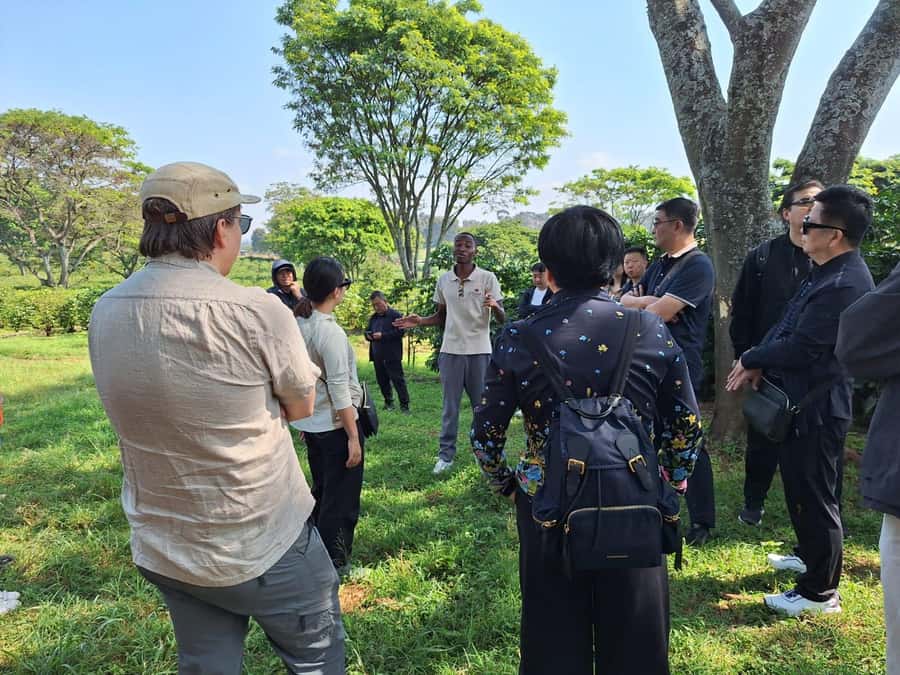 Nairobi: Coffee farm tour with pick up - The shop and what is worth buying