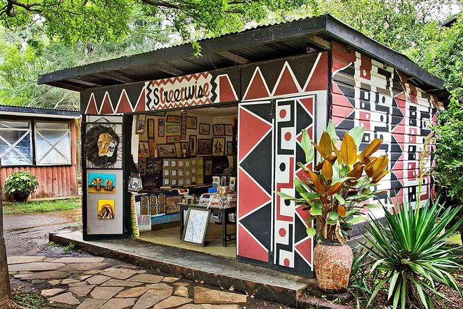 Nairobi cultural souvenir shopping tour with a local - Golden Eagle Art Gallery: Kenyan work beyond the usual souvenir