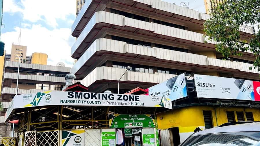 Nairobi Downtown Walking Tour - Maasai Market, shopping with time to browse