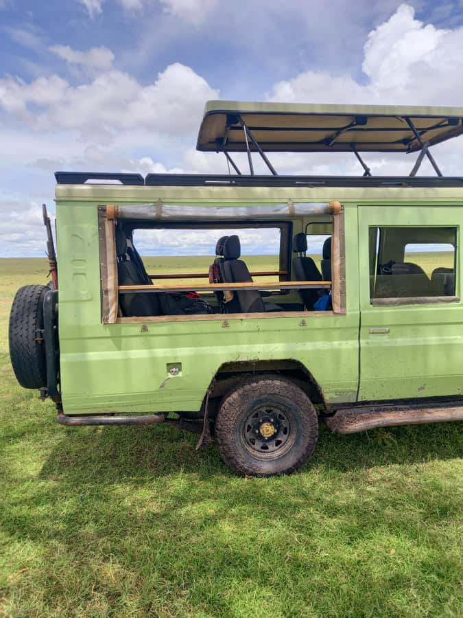 Nairobi: Game drive, elephant Orphanage & giraffe centre. - FAQ