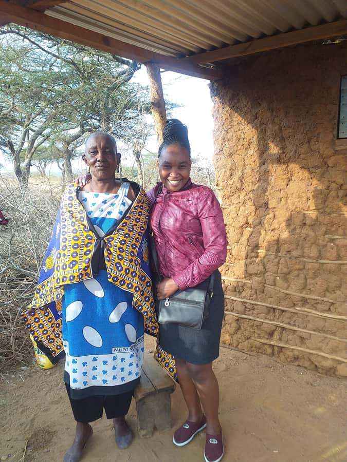 Nairobi: Giraffe Center, Beads Factory & Bomas of Kenya Tour - Who will enjoy this experience most