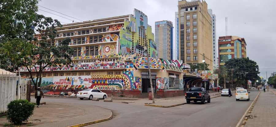 Nairobi: Hidden Gems and Local Secret Guided Walking Tour - Why this walk works as a first look at Nairobi