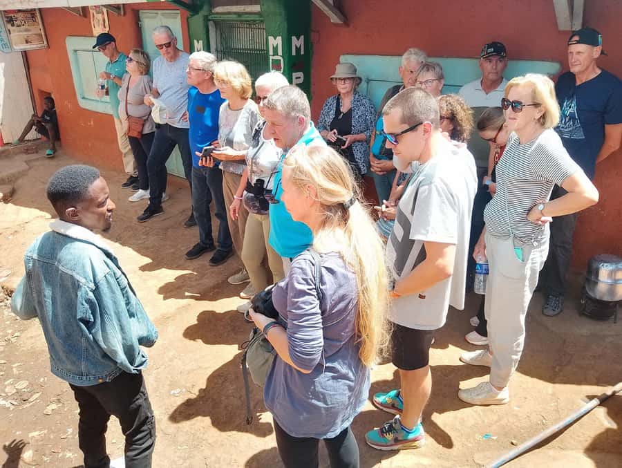 Nairobi: Kibera Slum storytelling tour with a Local - Visiting a Kibera school
