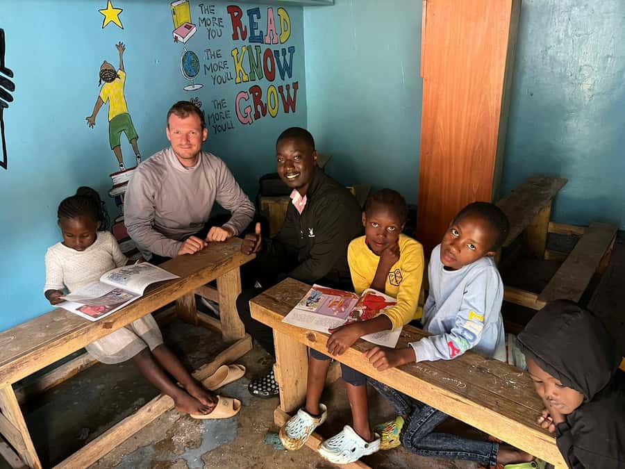 Nairobi: Kibera Slum storytelling tour with a Local - Entering a local home